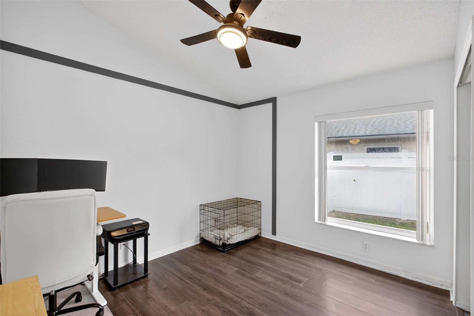 Image 29 of 47 For 212 Lytton Circle