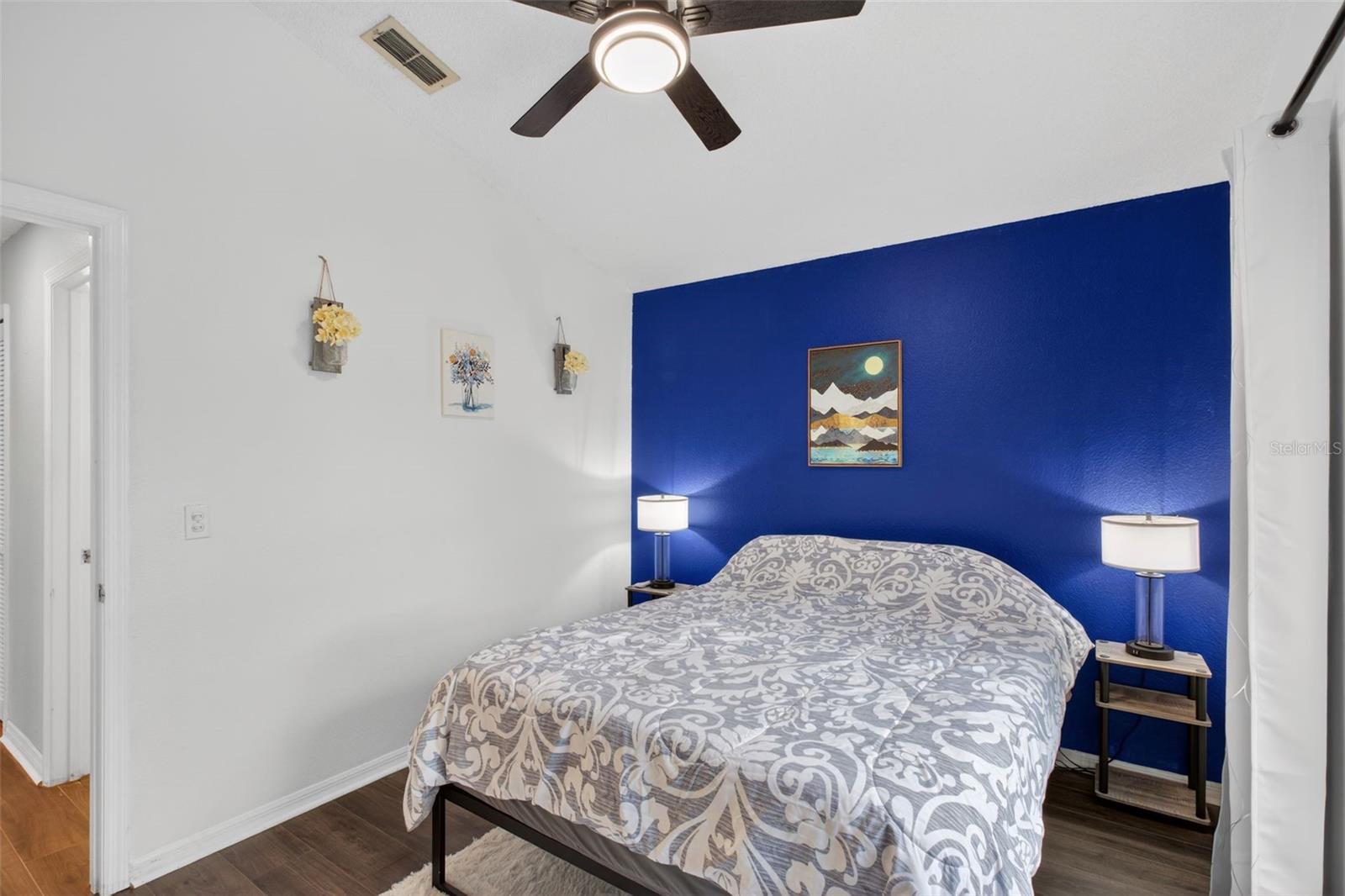 Image 33 of 47 For 212 Lytton Circle