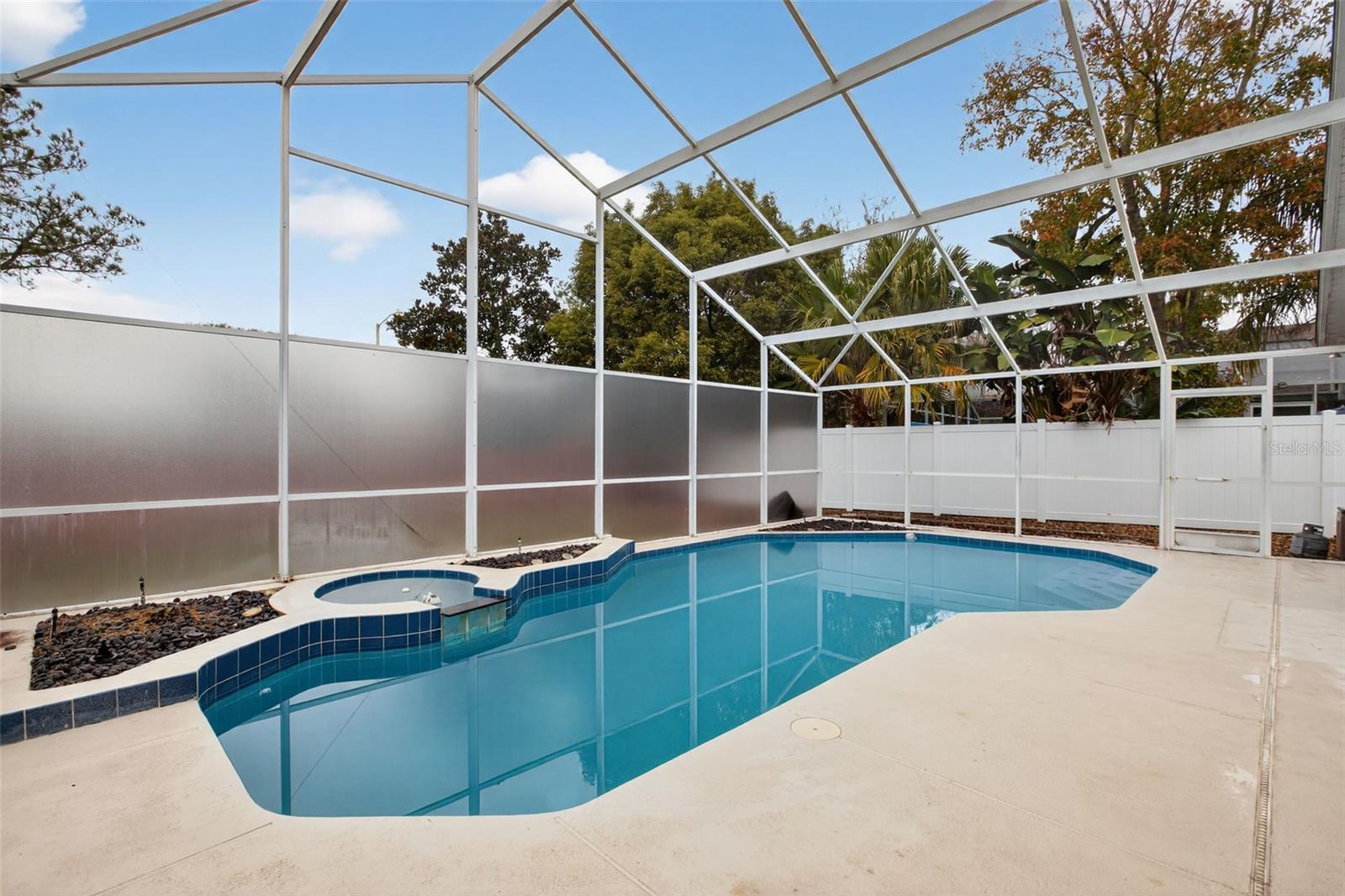 Image 40 of 47 For 212 Lytton Circle