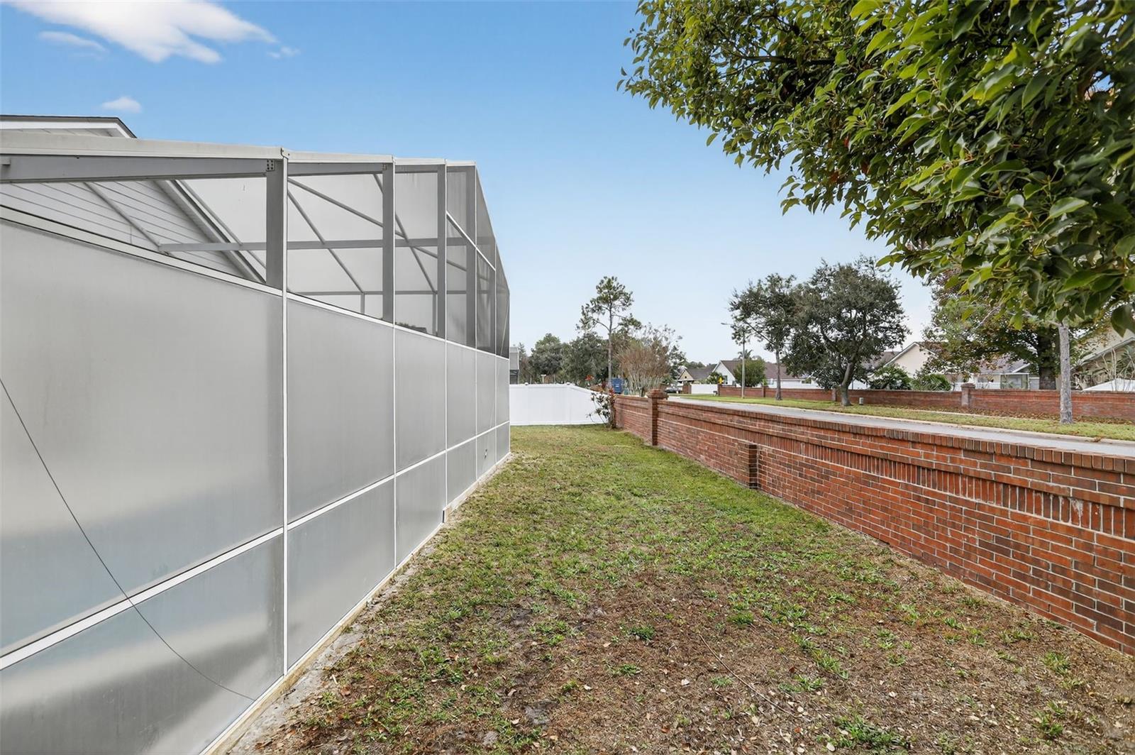 Image 46 of 47 For 212 Lytton Circle