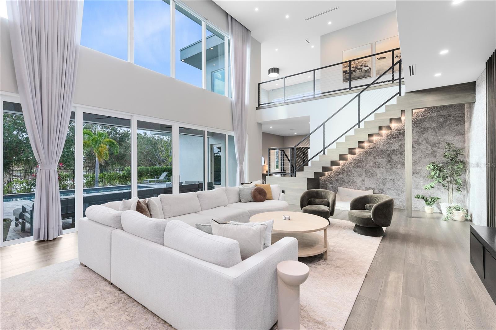 Image 13 of 82 For 9392 Dugard Court