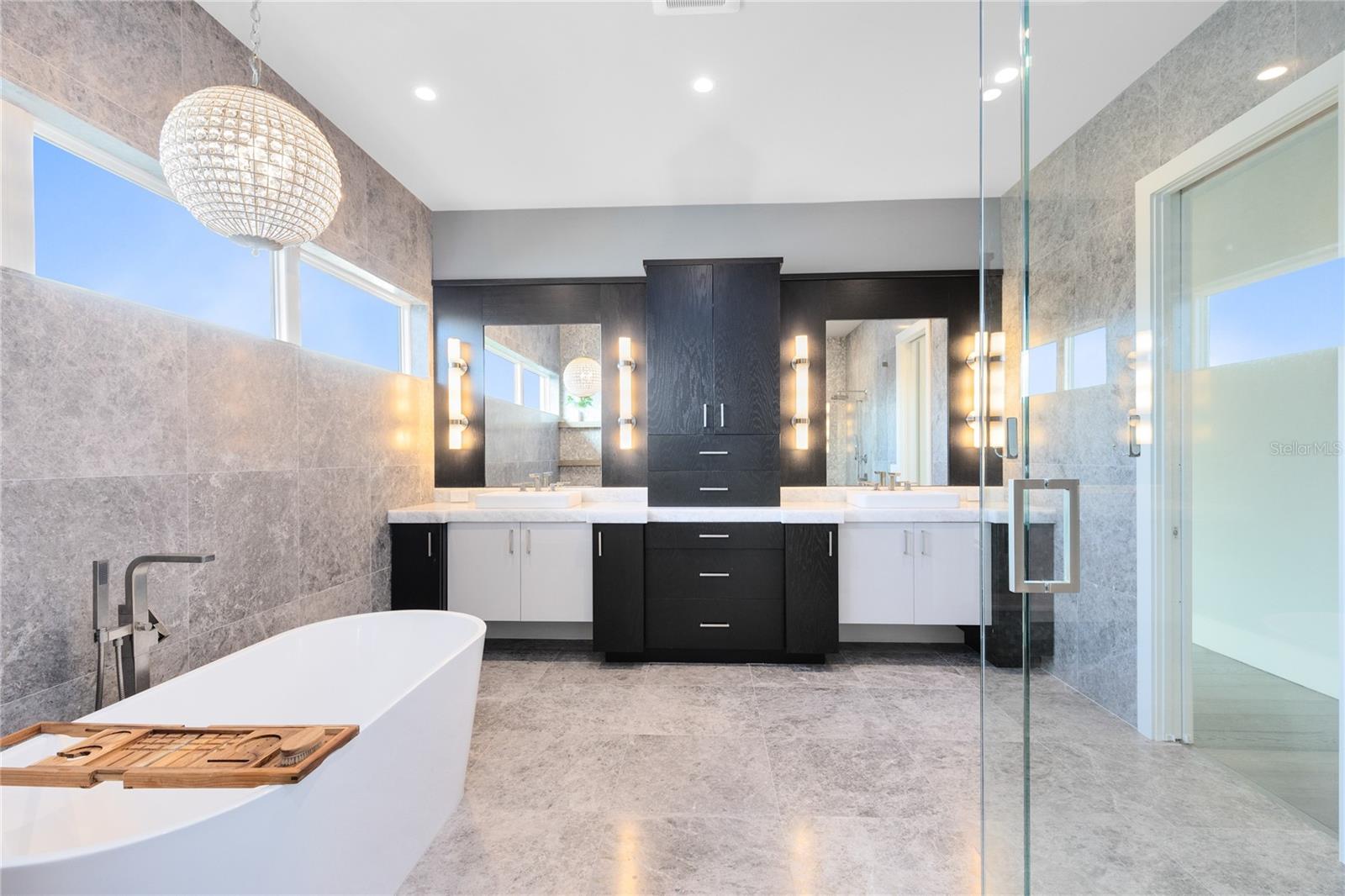 Image 35 of 82 For 9392 Dugard Court