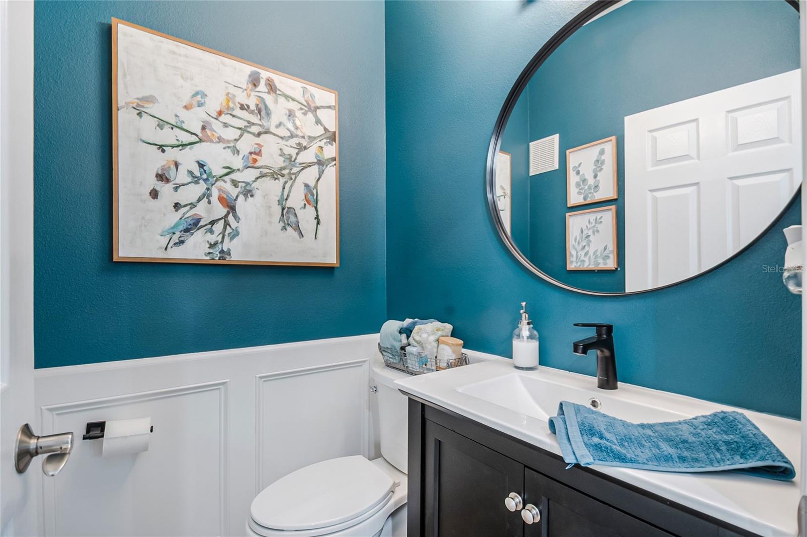 Image 19 of 59 For 4500 Virginia Drive