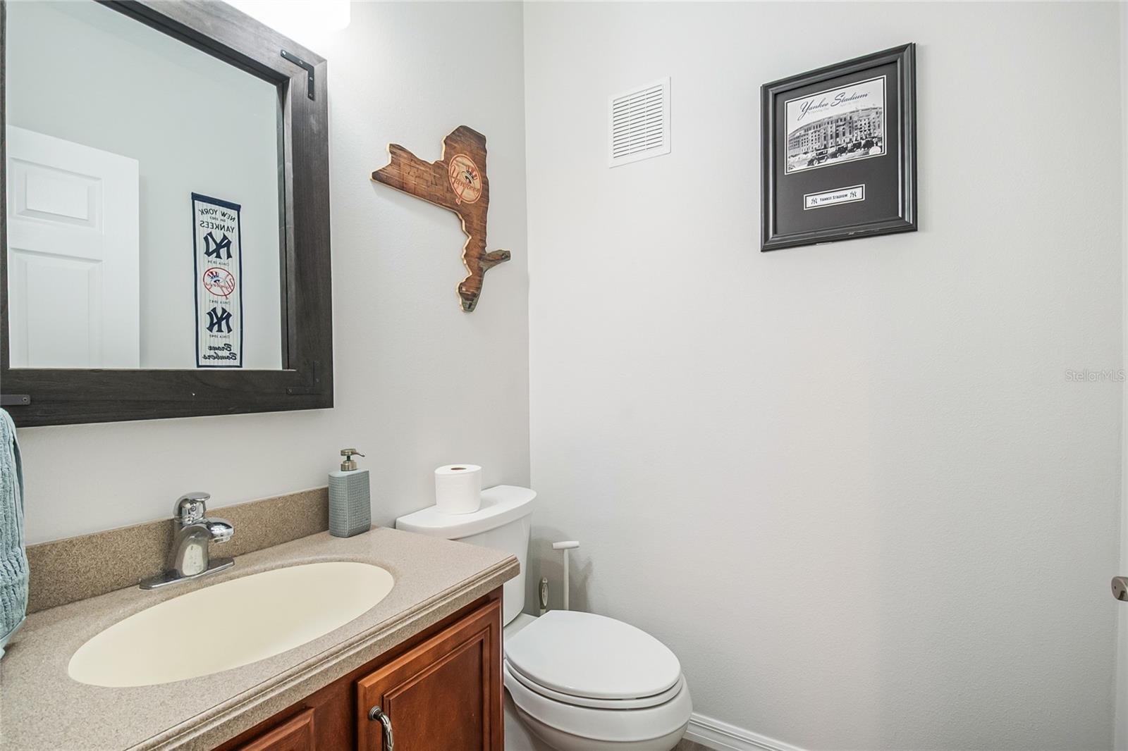 Image 9 of 59 For 4500 Virginia Drive