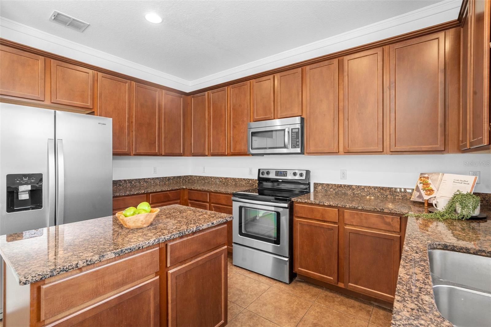 Image 11 of 29 For 10124 Tierra Bella Drive