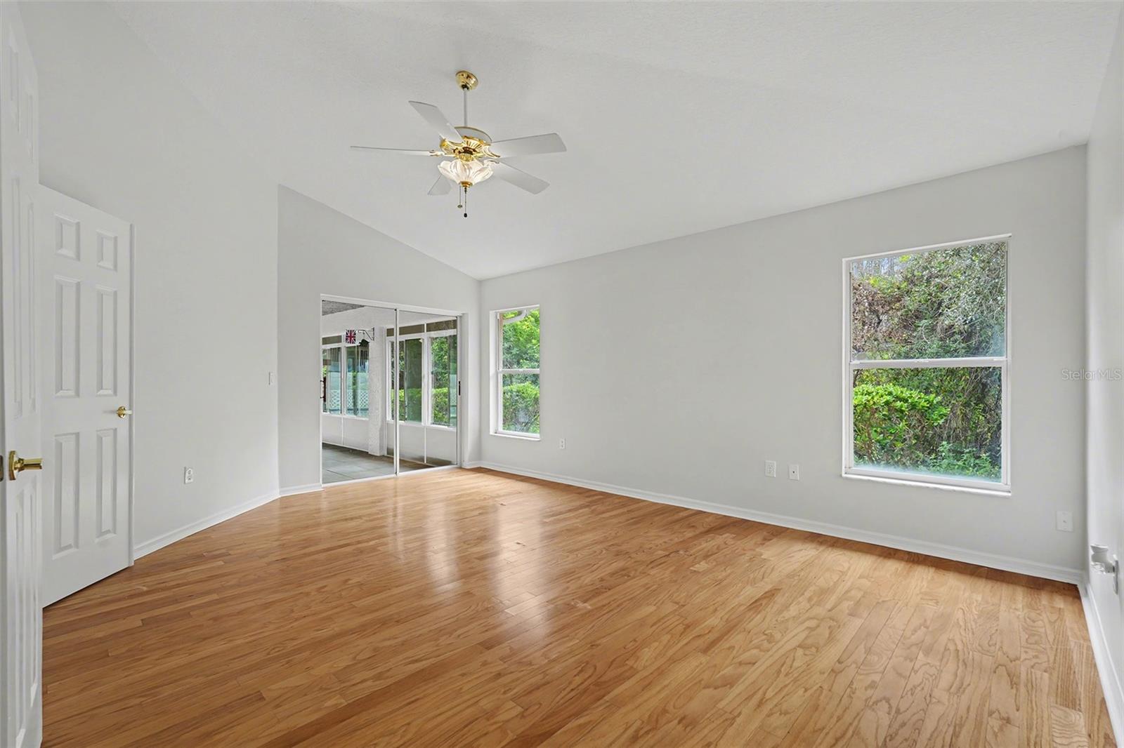 Image 11 of 25 For 4814 Tannery Avenue