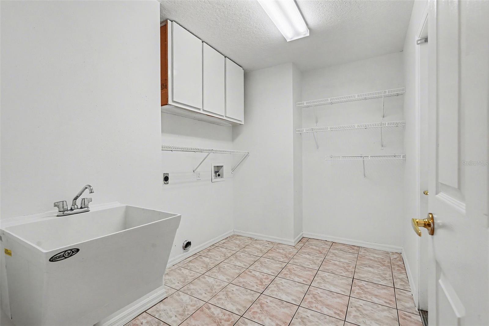 Image 17 of 25 For 4814 Tannery Avenue