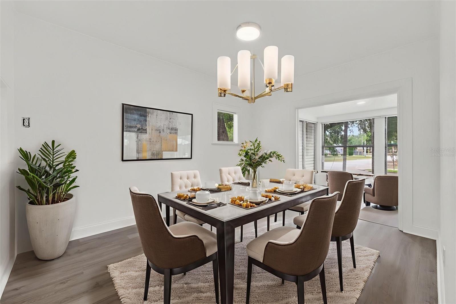 Image 27 of 87 For 98 Esther Street