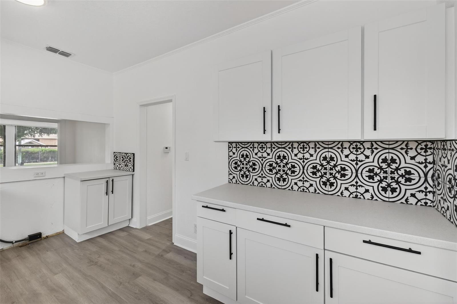 Image 56 of 87 For 98 Esther Street