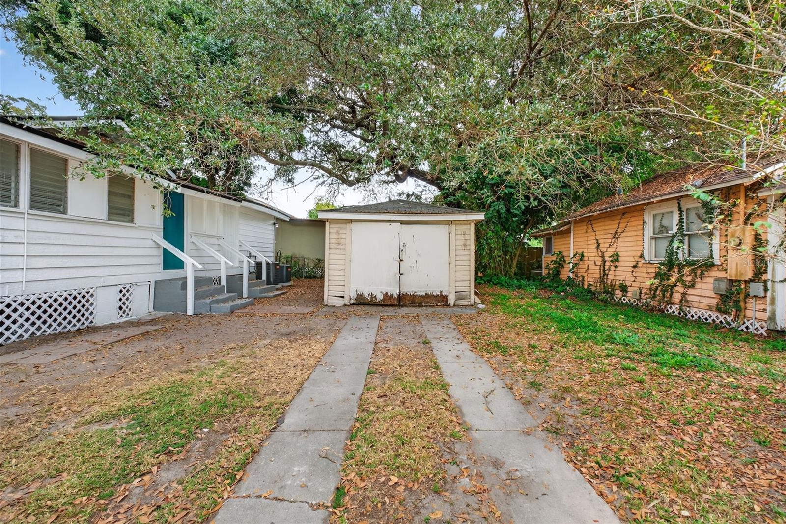 Image 66 of 87 For 98 Esther Street