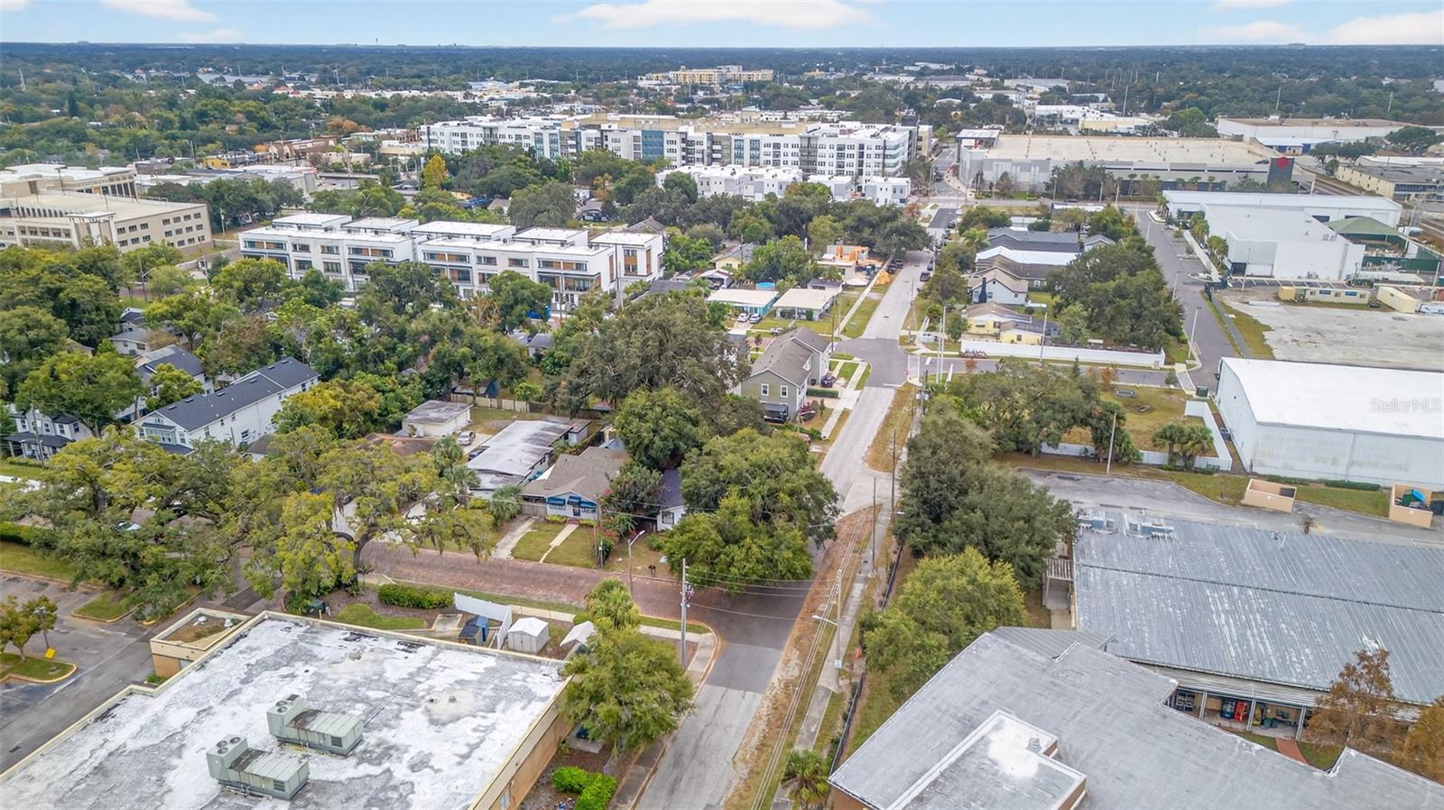 Image 75 of 87 For 98 Esther Street