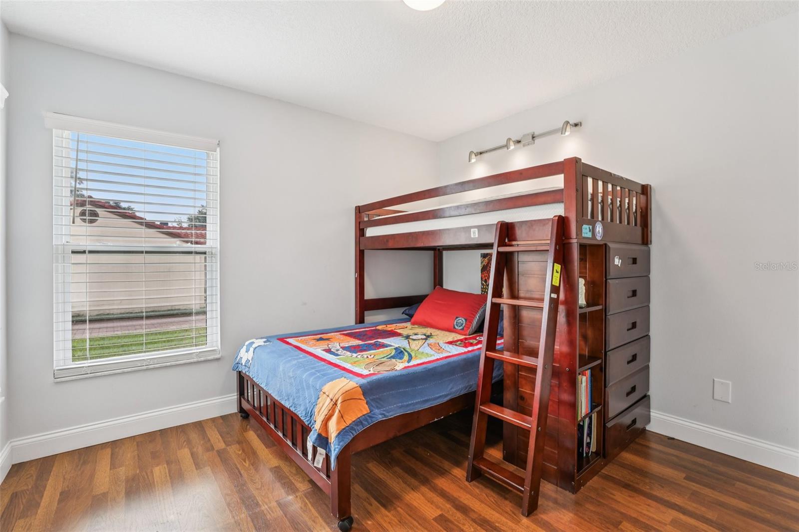 Image 15 of 40 For 8203 Andalucia Court