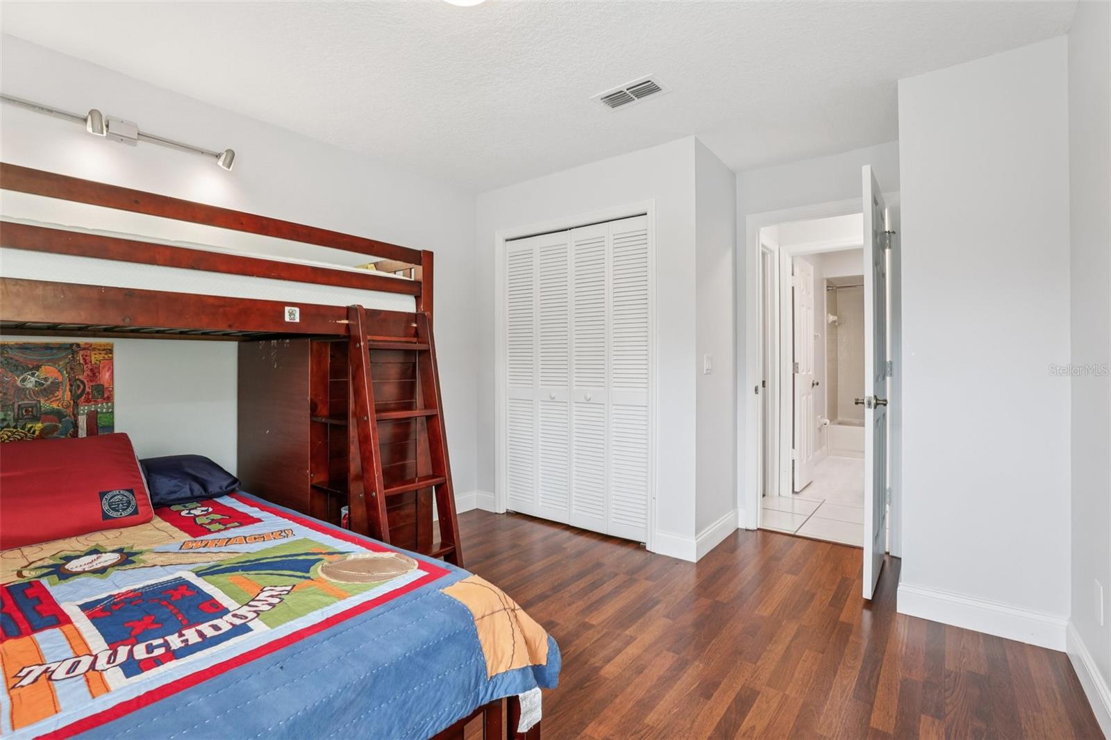 Image 17 of 40 For 8203 Andalucia Court