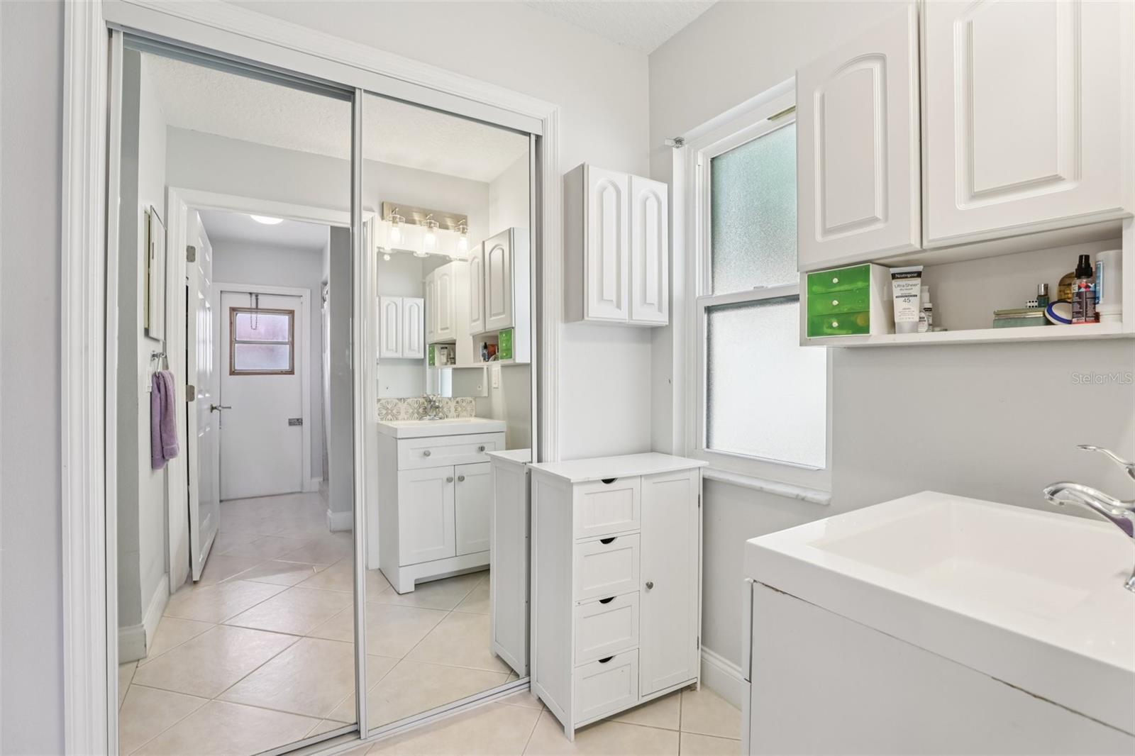 Image 27 of 40 For 8203 Andalucia Court