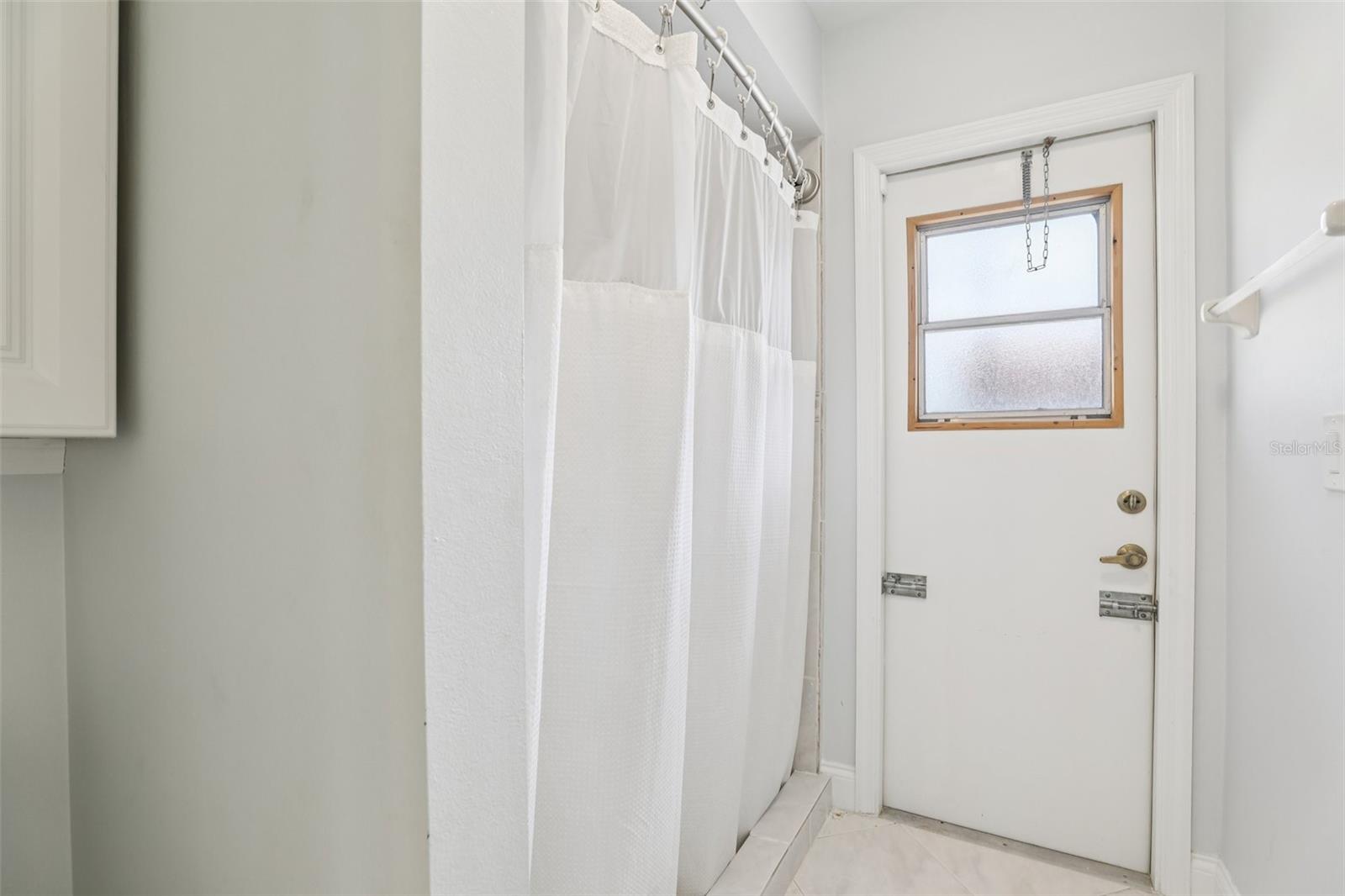 Image 28 of 40 For 8203 Andalucia Court