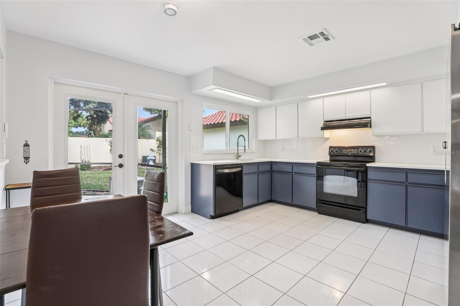 Image 8 of 40 For 8203 Andalucia Court