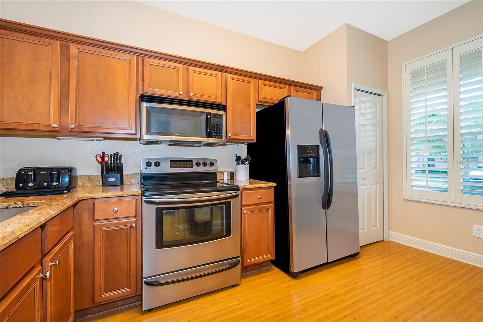 Image 10 of 24 For 3051 Calabria Avenue 3051