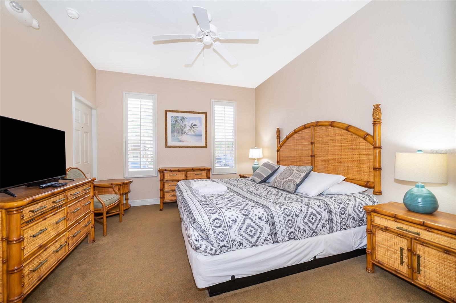 Image 19 of 24 For 3051 Calabria Avenue 3051