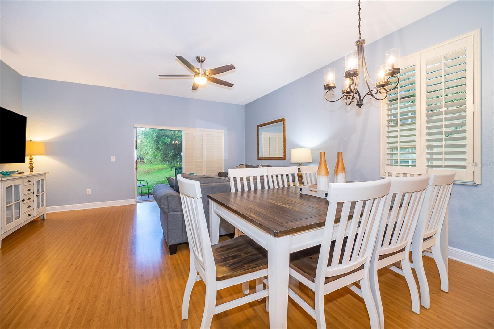 Image 8 of 24 For 3051 Calabria Avenue 3051