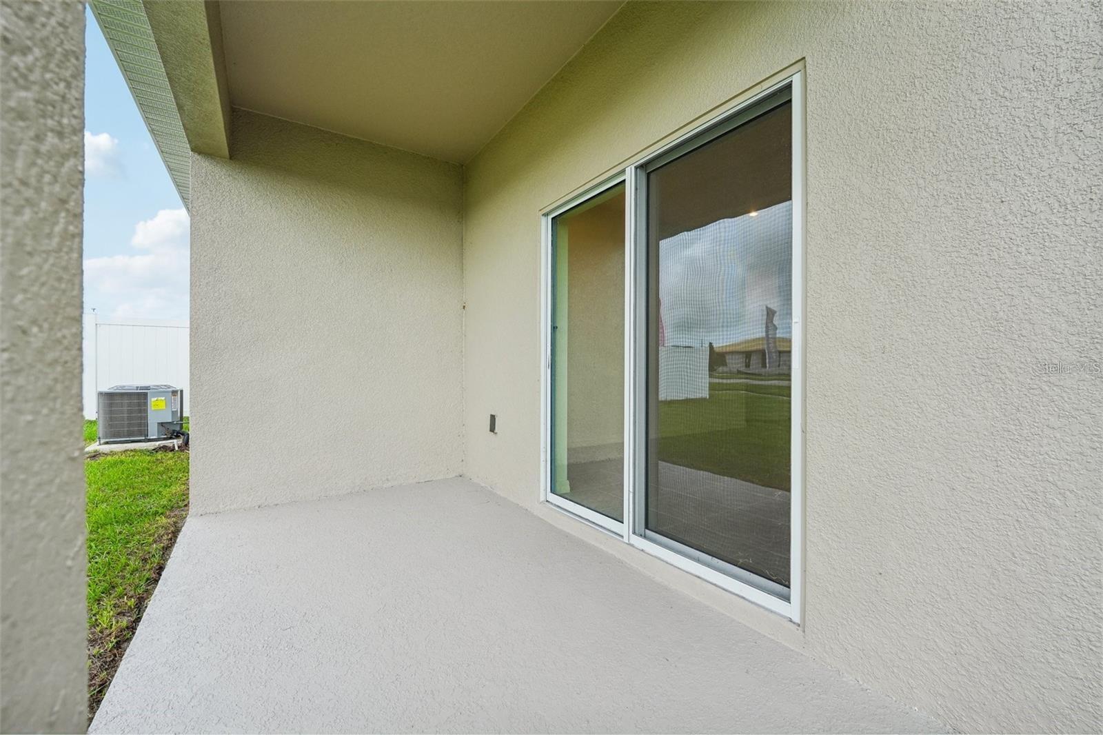 Image 17 of 41 For 1124 Clay Boulevard