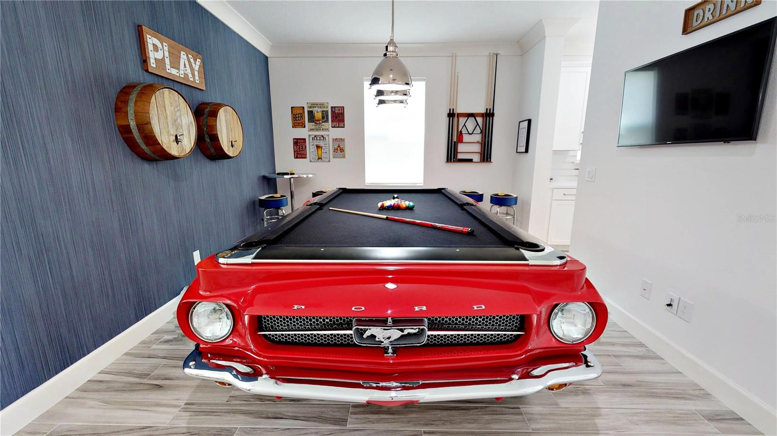 Image 13 of 84 For 6160 Hamlin Reserve Boulevard