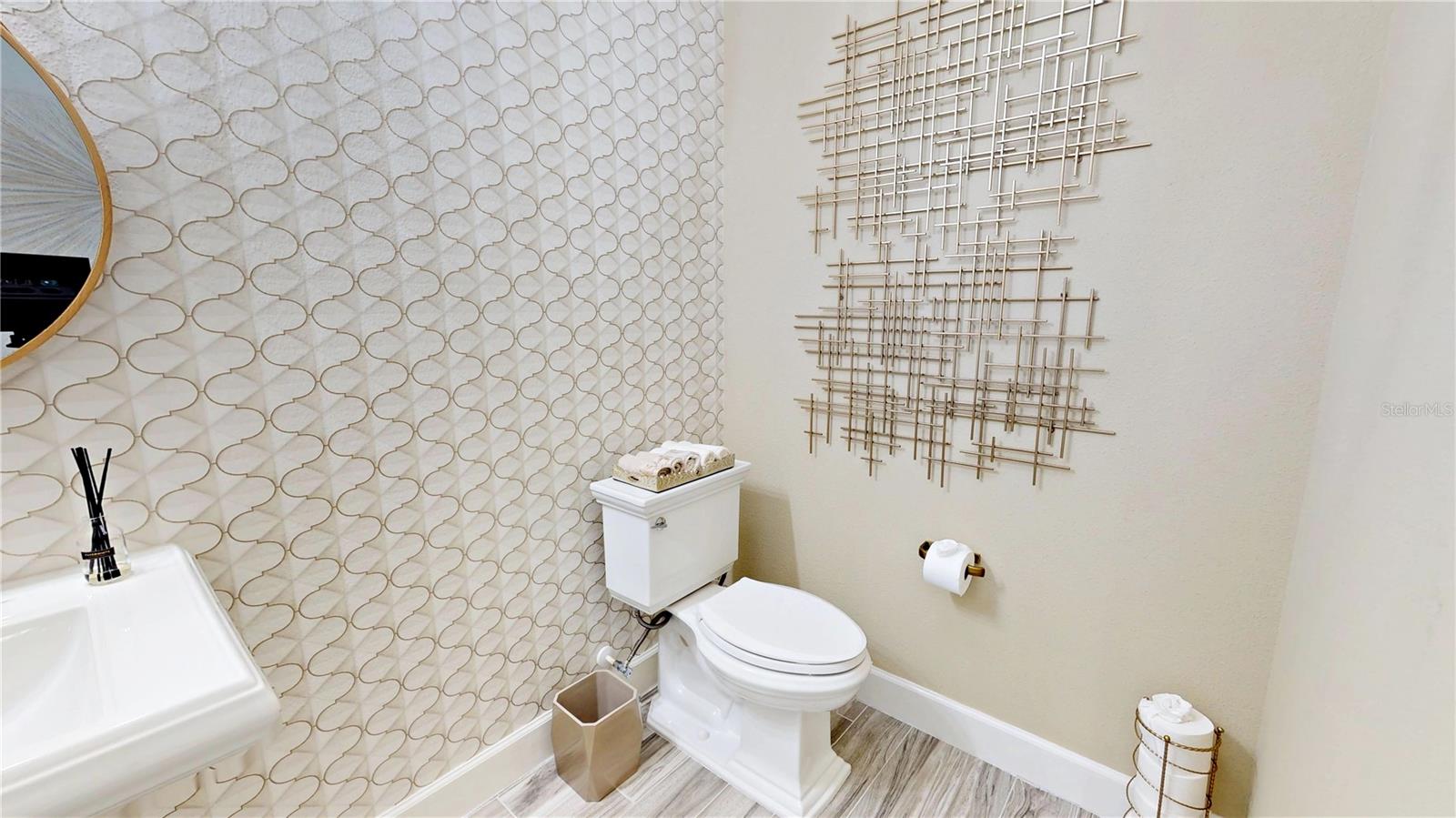 Image 19 of 84 For 6160 Hamlin Reserve Boulevard