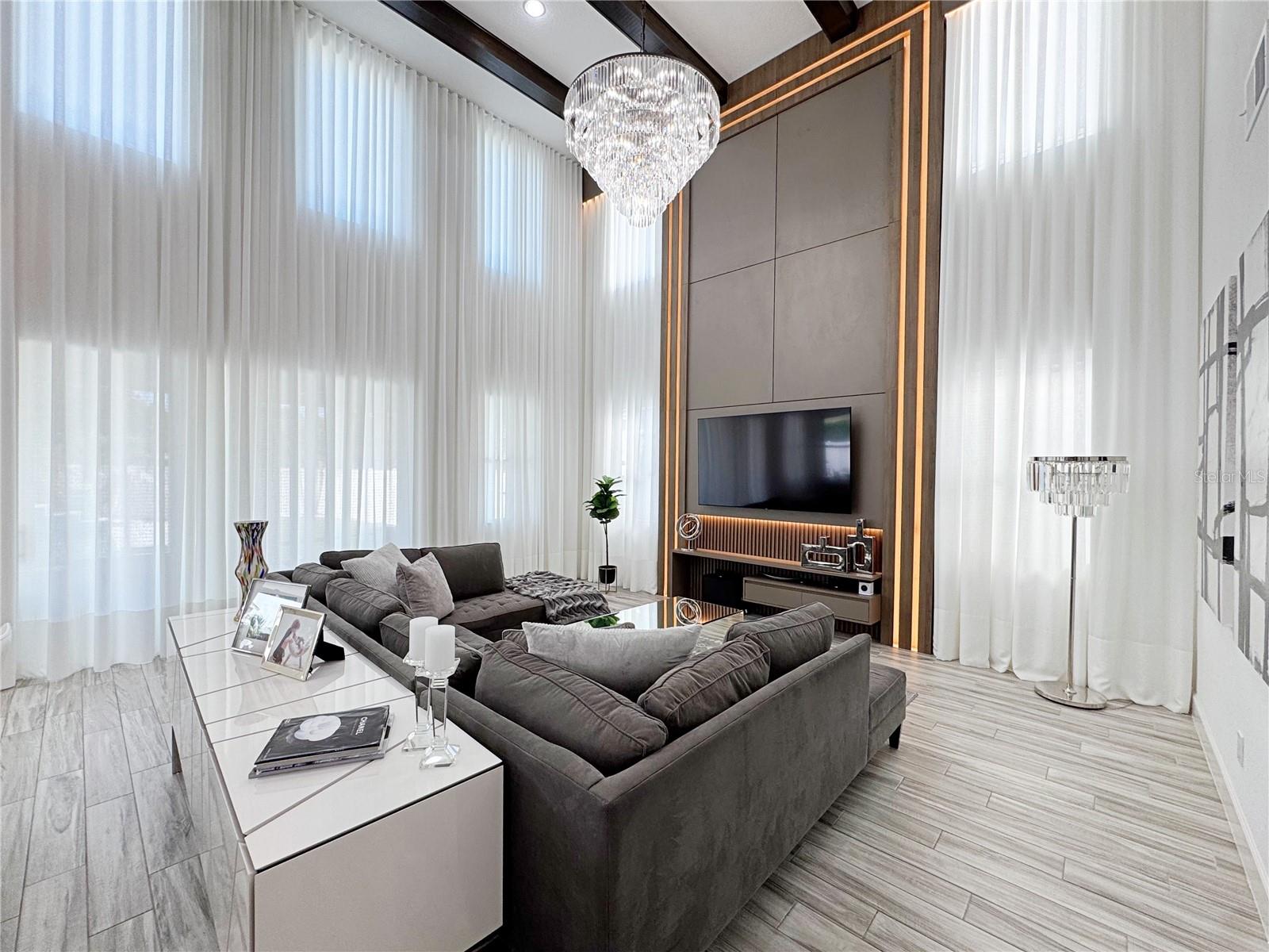 Image 24 of 84 For 6160 Hamlin Reserve Boulevard