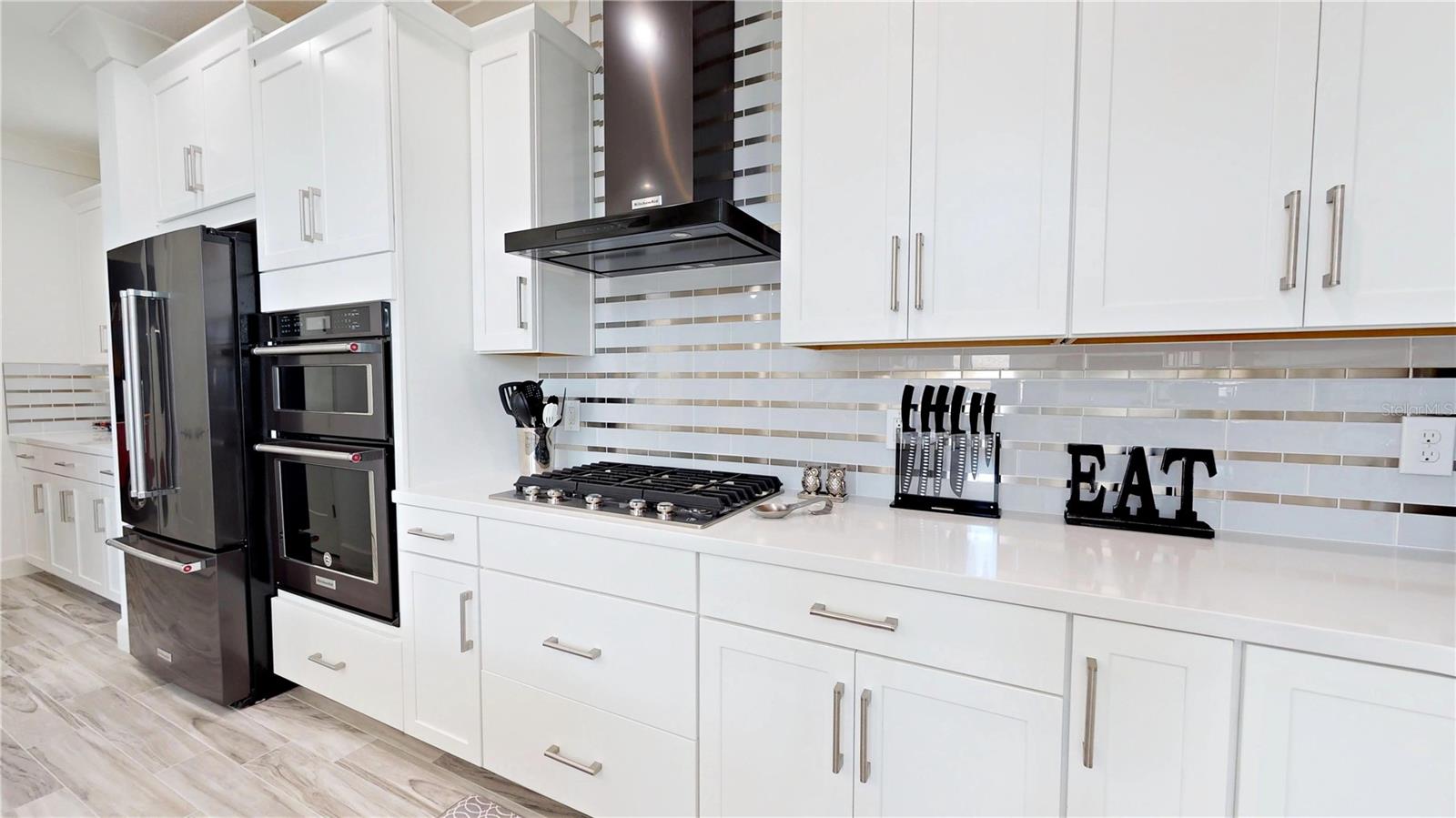 Image 38 of 84 For 6160 Hamlin Reserve Boulevard