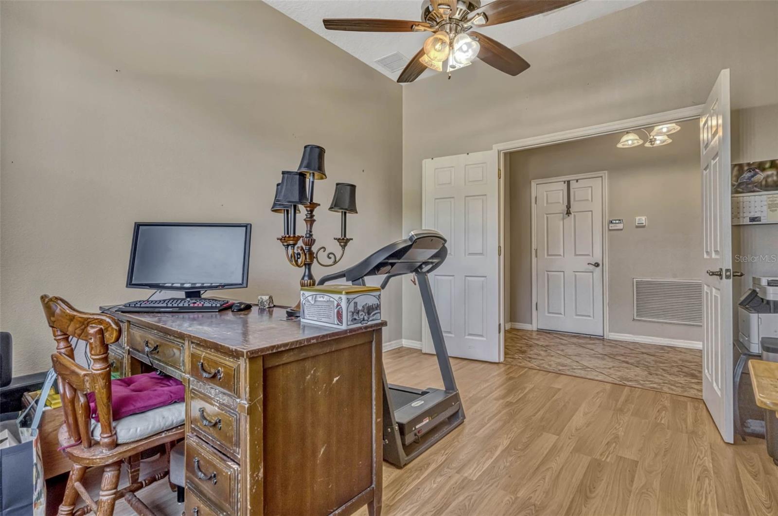 Image 14 of 20 For 115 Crescent Moon Drive