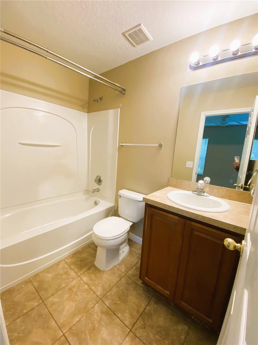 Image 17 of 18 For 7602 Long Island Drive