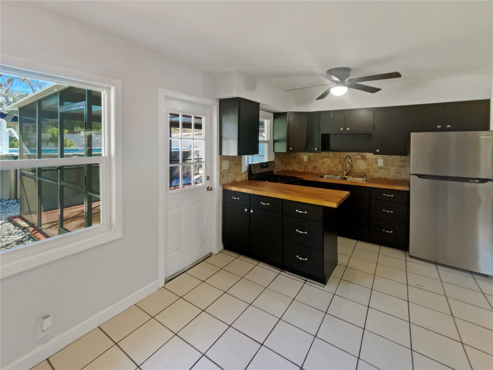 Image 12 of 24 For 1981 Carolina Avenue