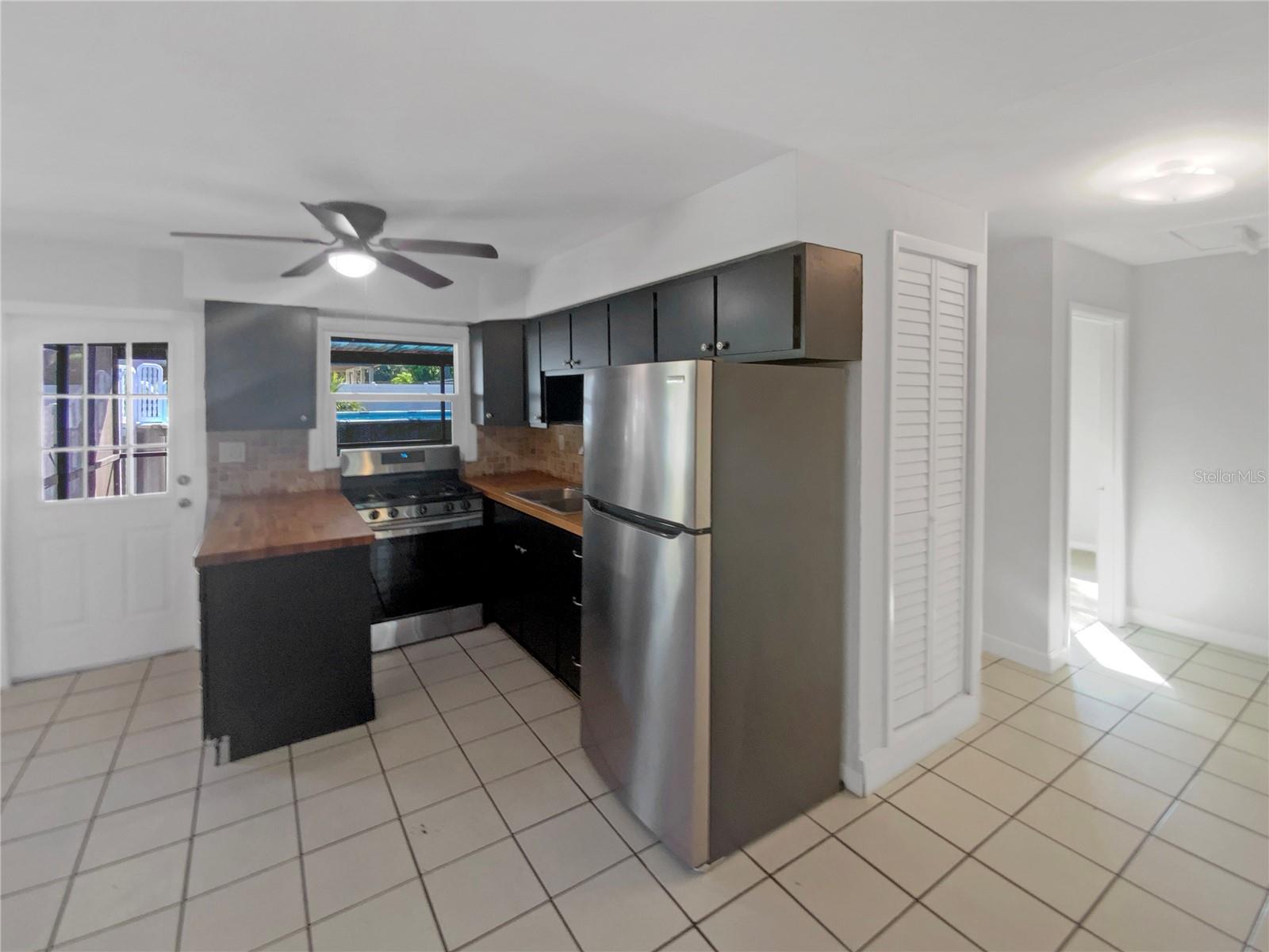 Image 14 of 24 For 1981 Carolina Avenue