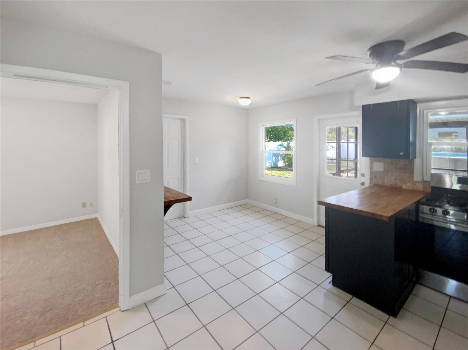 Image 21 of 24 For 1981 Carolina Avenue