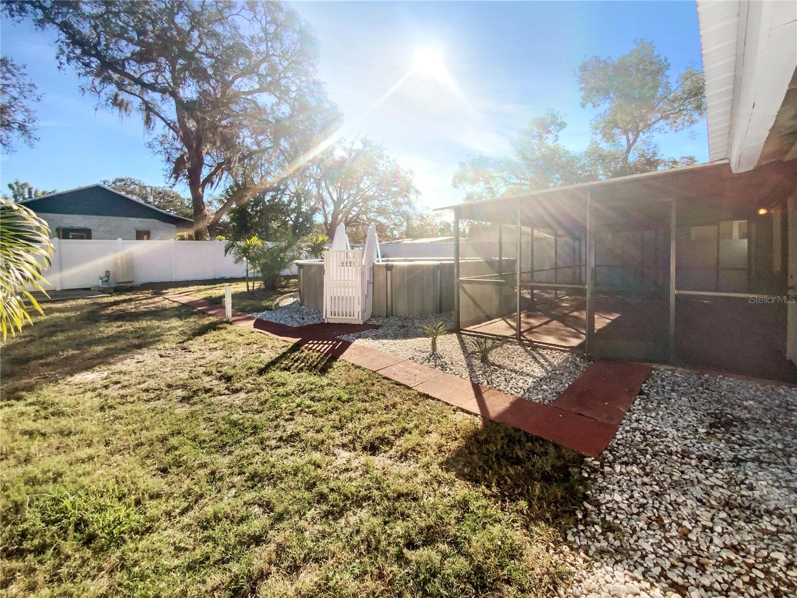 Image 8 of 24 For 1981 Carolina Avenue