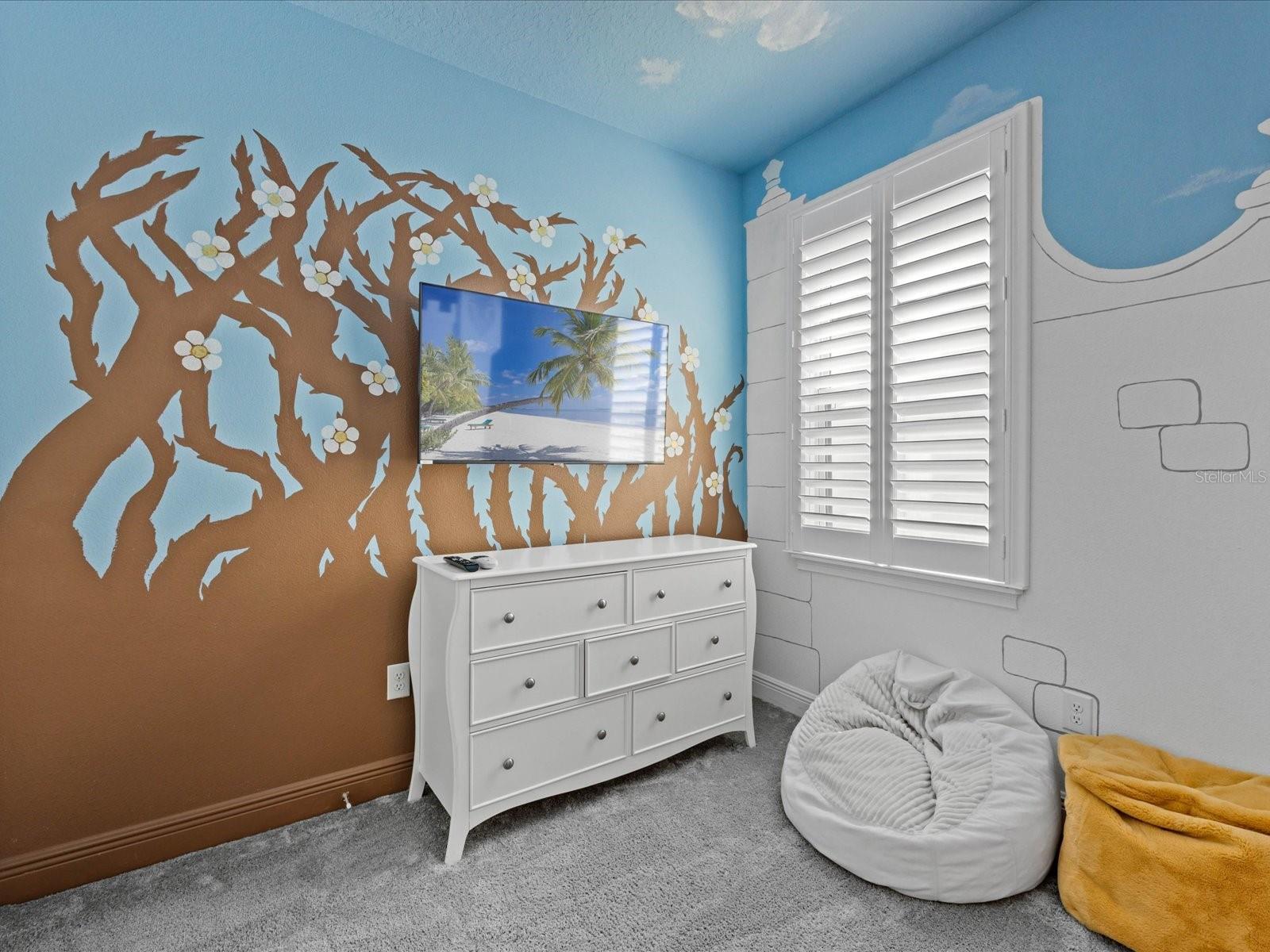 Image 18 of 33 For 832 Desert Mountain Court