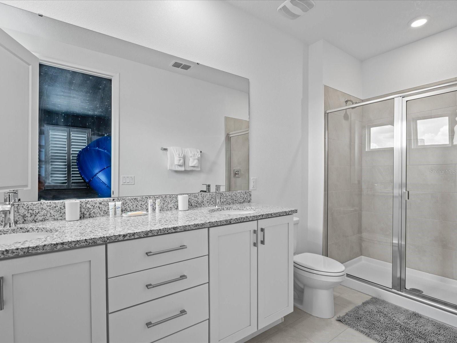 Image 26 of 33 For 832 Desert Mountain Court