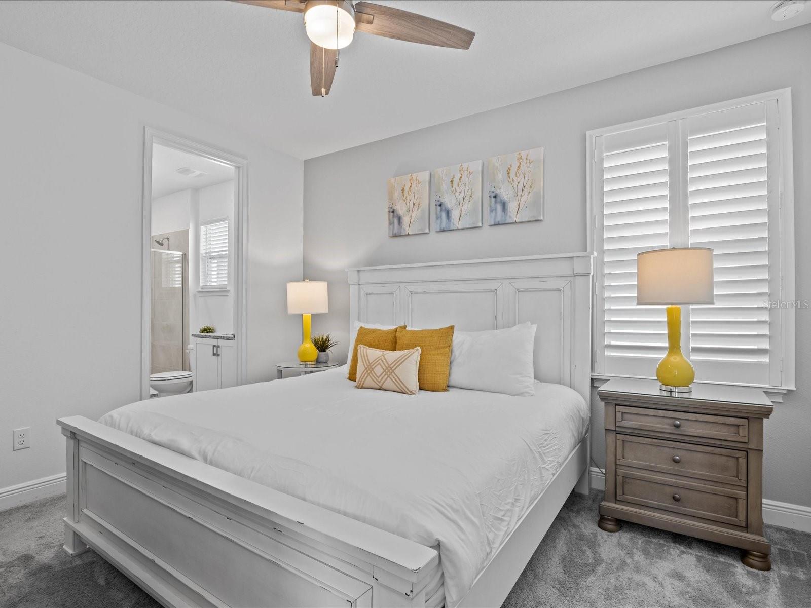 Image 27 of 33 For 832 Desert Mountain Court