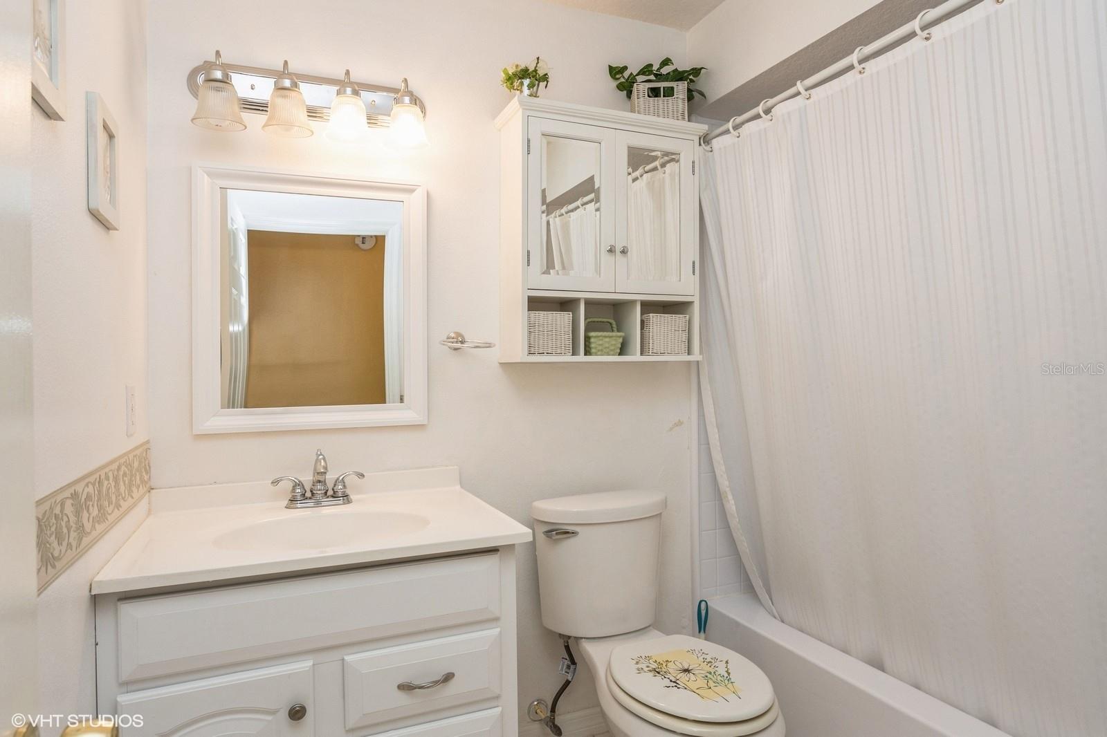 Image 11 of 16 For 8 Lake Jackson Court