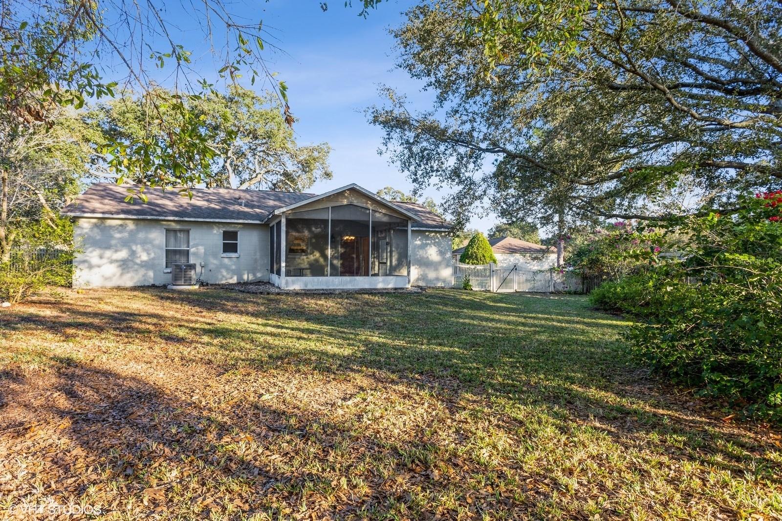 Image 15 of 16 For 8 Lake Jackson Court