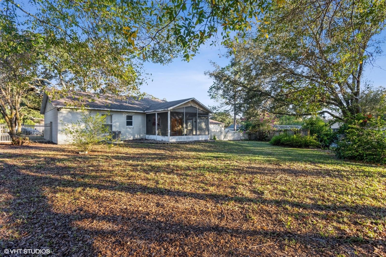 Image 16 of 16 For 8 Lake Jackson Court