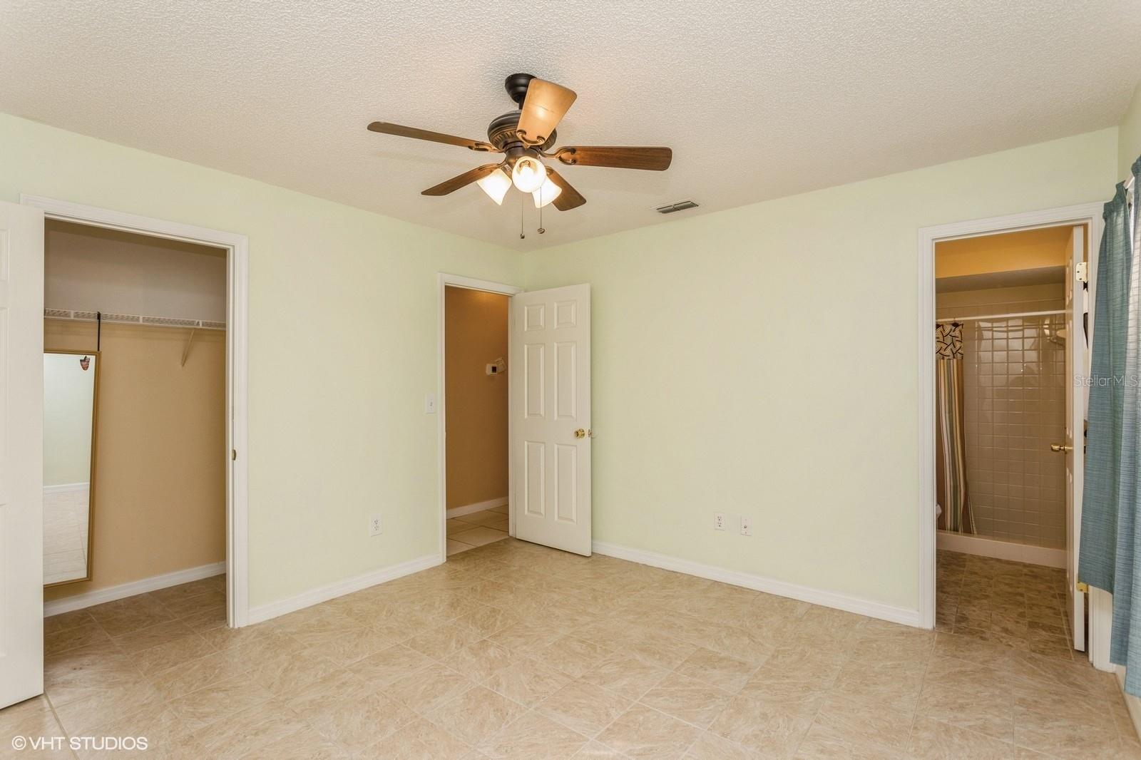 Image 7 of 16 For 8 Lake Jackson Court