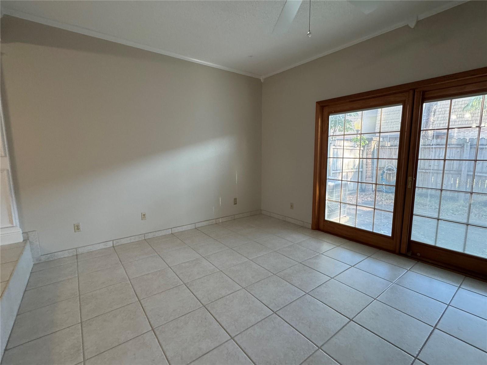 Image 10 of 32 For 200 Saint Andrews Boulevard 1803