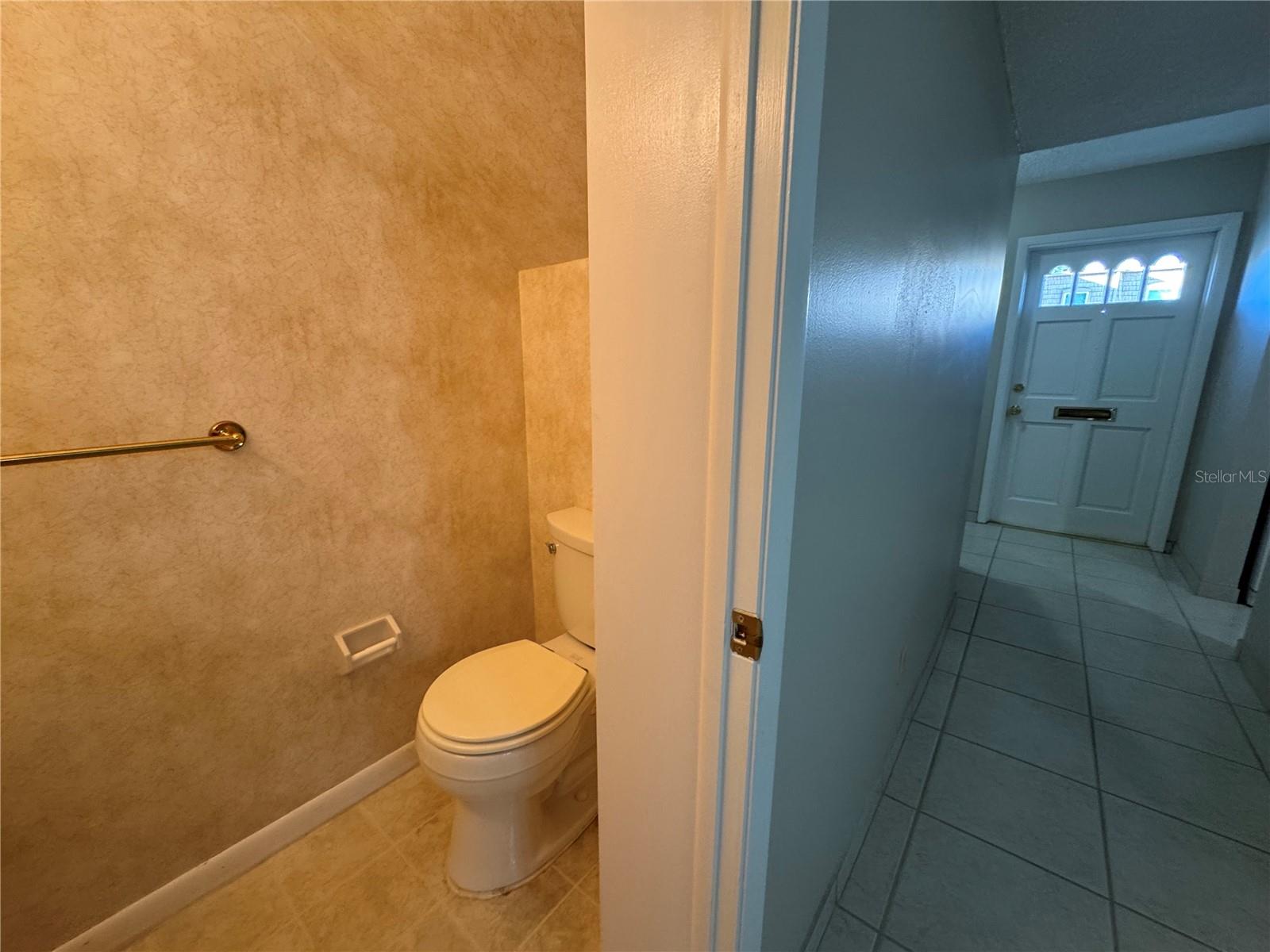 Image 15 of 32 For 200 Saint Andrews Boulevard 1803