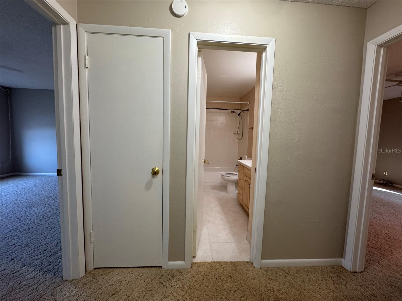 Image 18 of 32 For 200 Saint Andrews Boulevard 1803