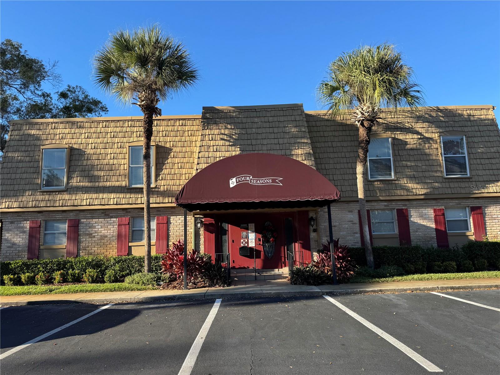 Image 26 of 32 For 200 Saint Andrews Boulevard 1803