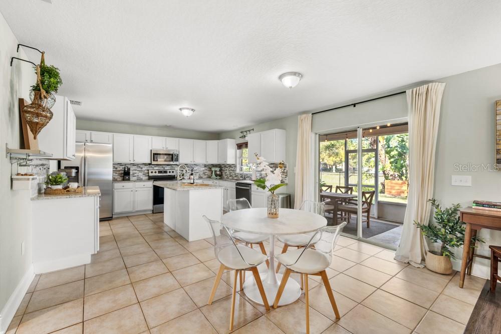 Image 12 of 62 For 707 Monte Vista Way