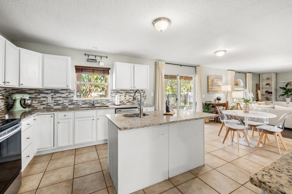 Image 15 of 62 For 707 Monte Vista Way