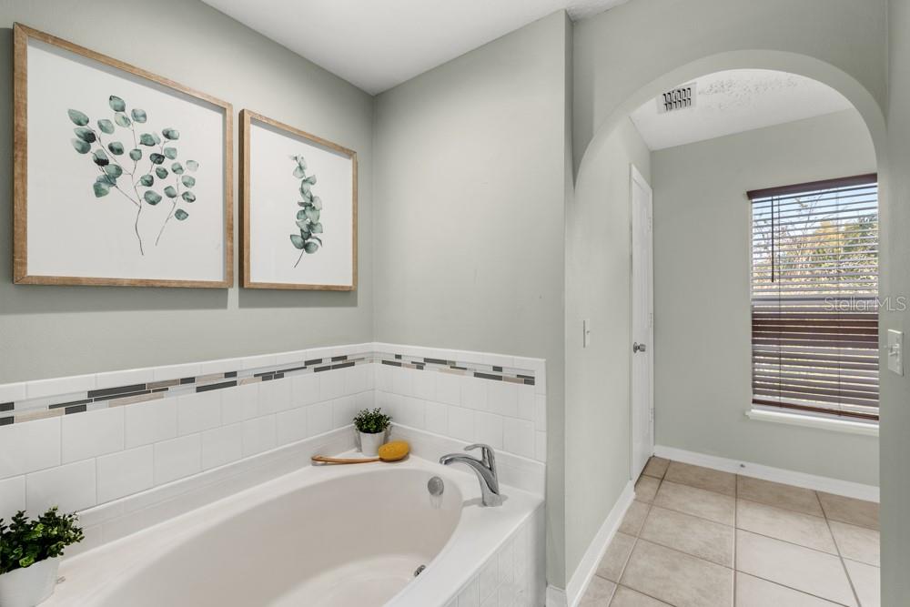 Image 33 of 62 For 707 Monte Vista Way