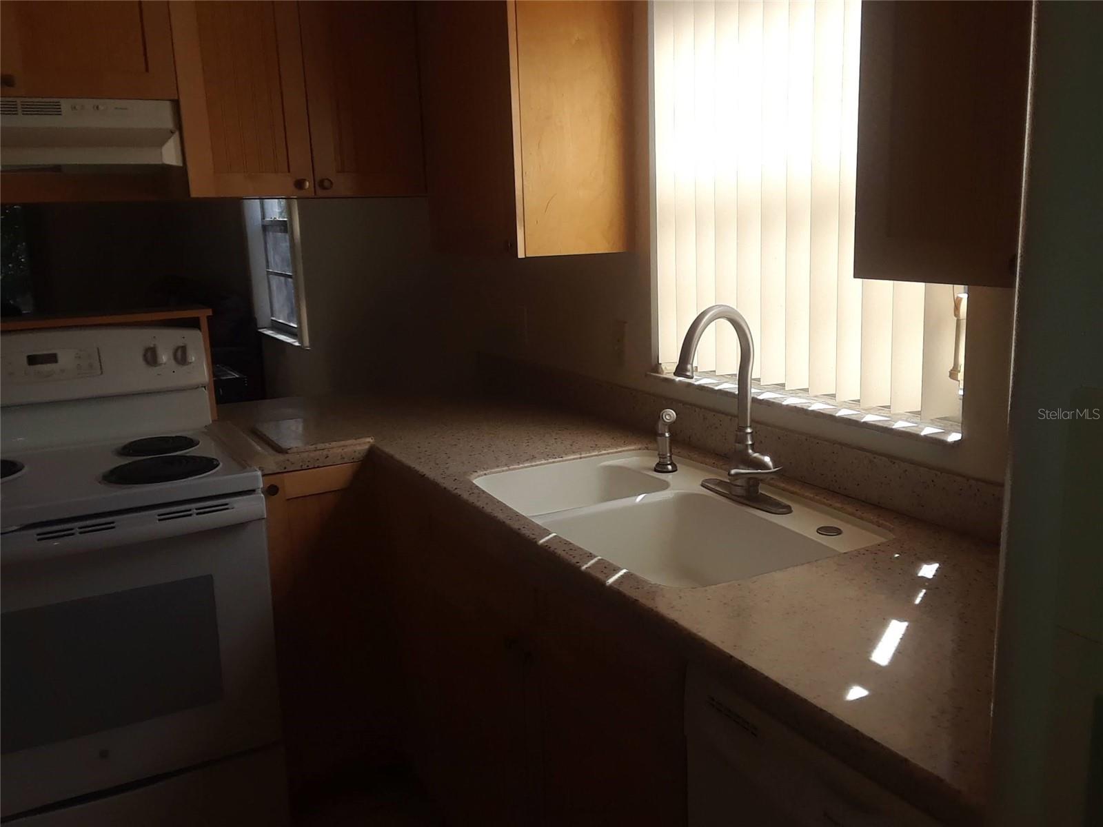 Image 10 of 20 For 1303 Candlewyck Drive