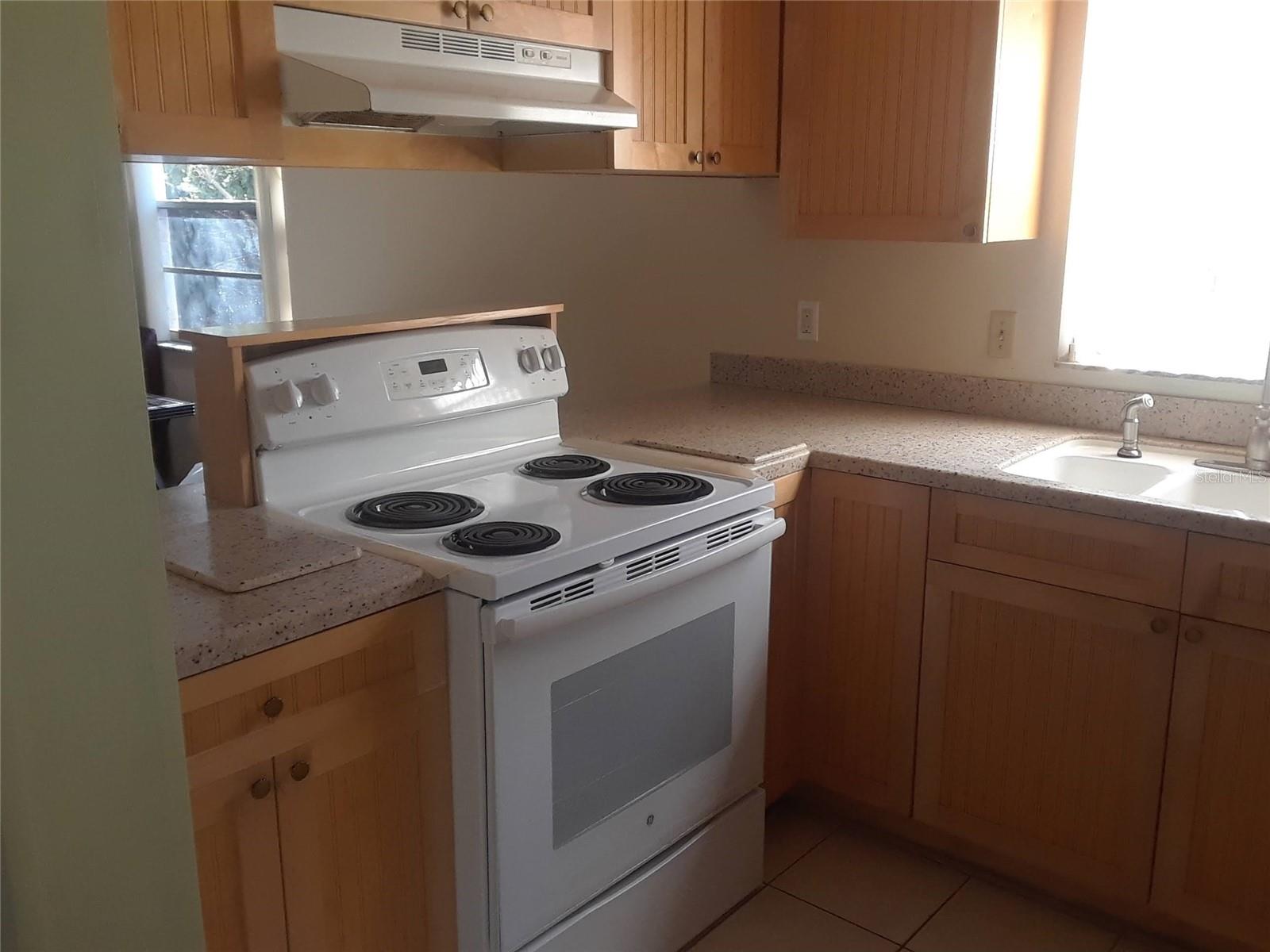 Image 11 of 20 For 1303 Candlewyck Drive